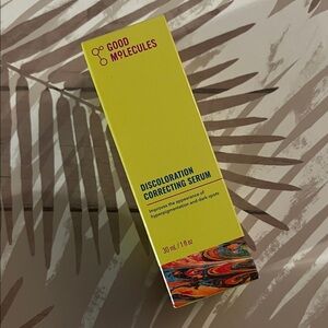 Good Molecules Discoloration Correcting Serum - Vibrant Yellow
